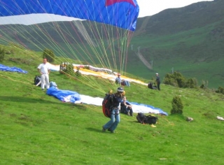  Inflado del ala del parapenle 